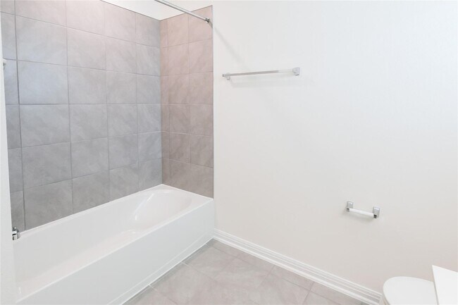 Building Photo - 9426 Castillo Ct