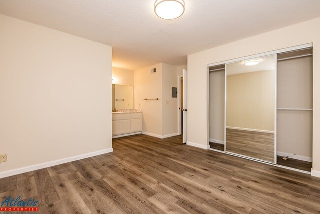 Building Photo - Mission Grove | Gated Complex | Remodeled | Central A/C