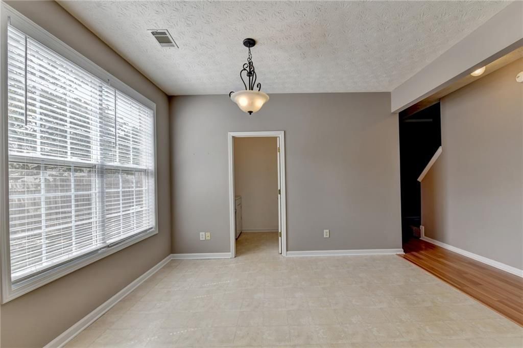 Building Photo - 3067 Kentmere Dr