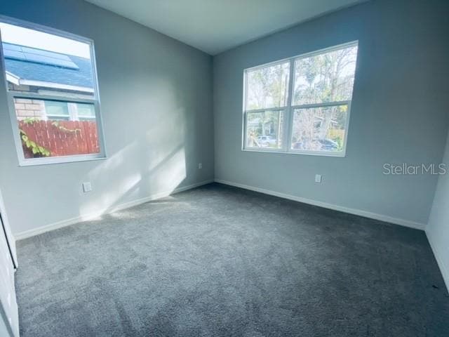 Building Photo - 1325 James Ave S