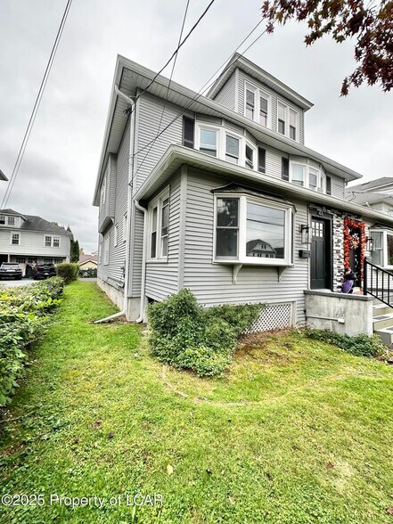 Building Photo - 44 Shoemaker St