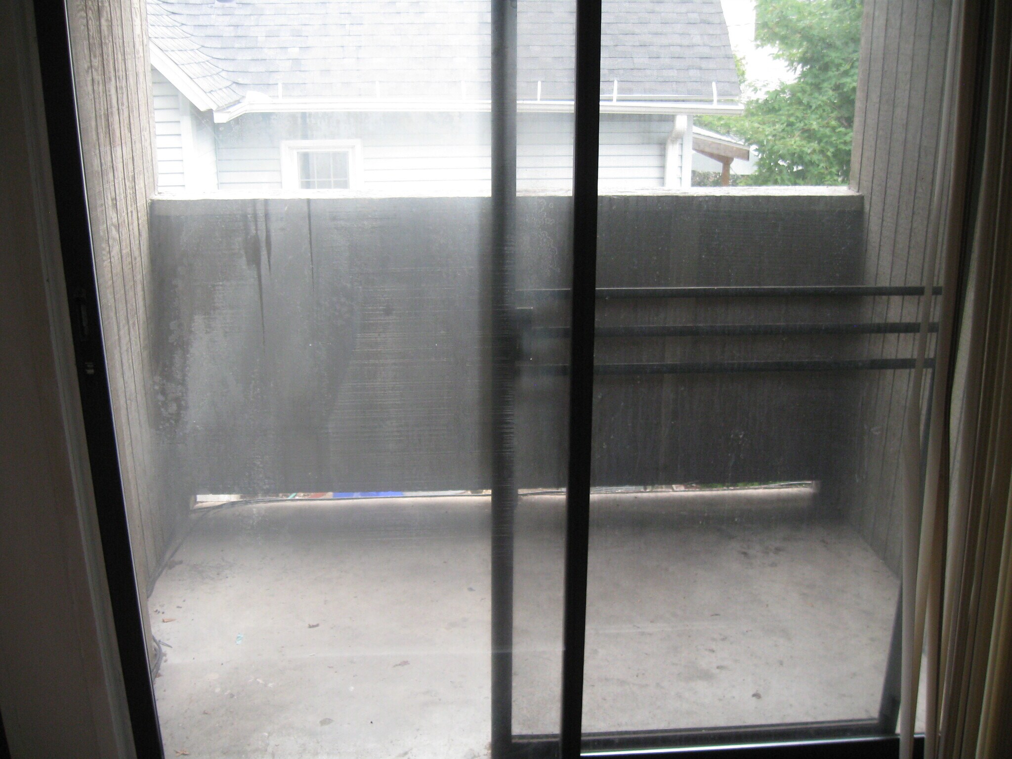 Building Photo - 507 W White St