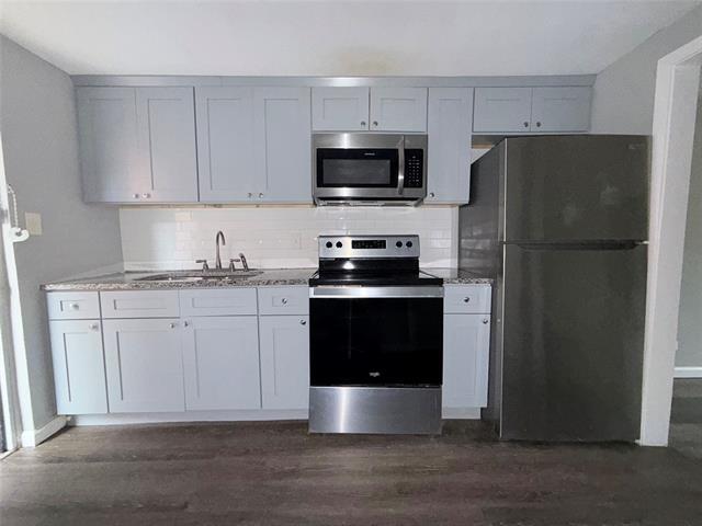 Building Photo - 601 Francine Dr