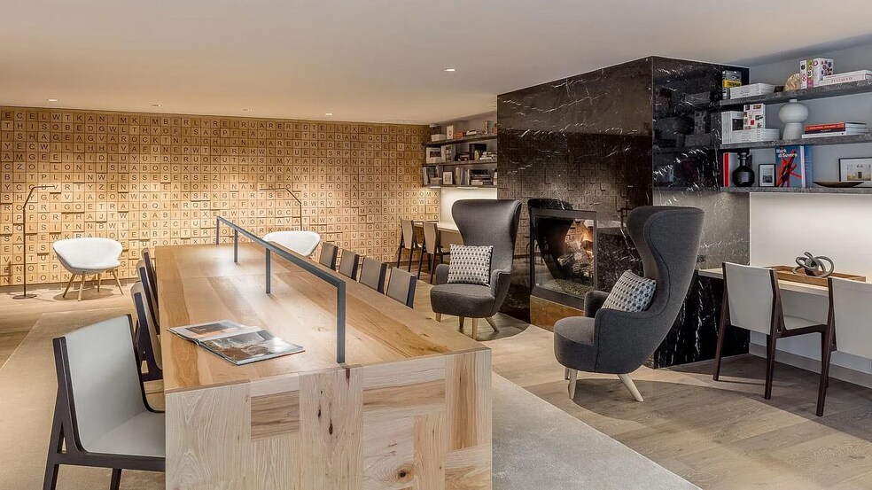 Building Photo - 1000 3rd St