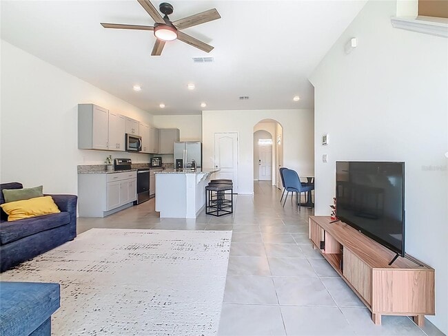 Building Photo - 1307 Mako Wy