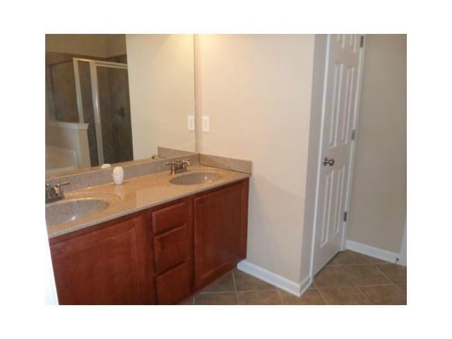 Building Photo - 1639 Coleville Oak Ln