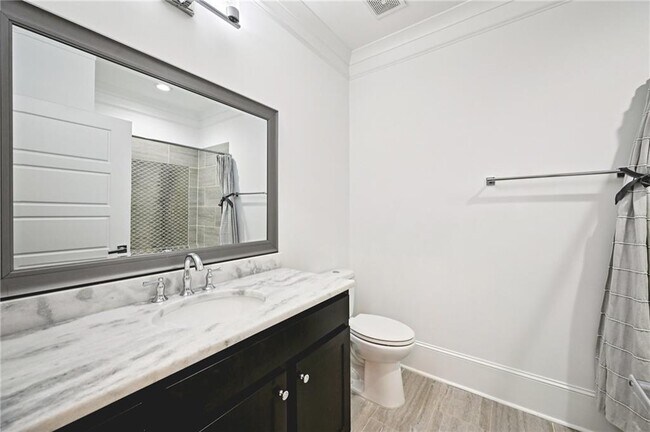Building Photo - 1108 Briar Cove Cir