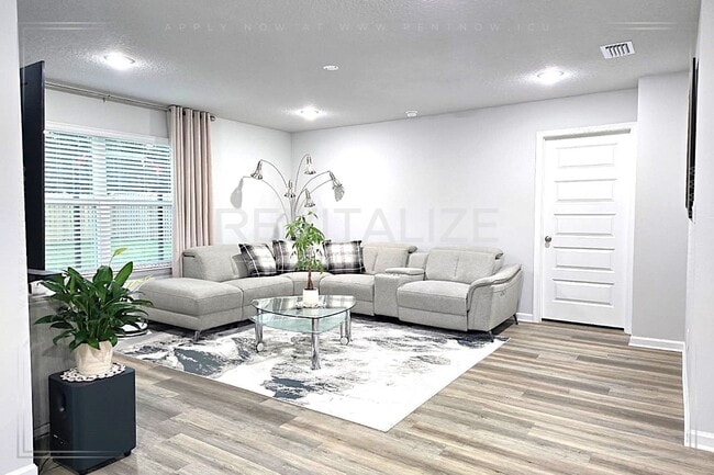 Building Photo - Smart 4 Bd / 2 Ba Home in West Mobile Gate...