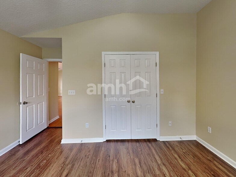 Building Photo - 2612 Ashfield Ct