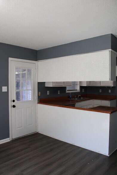 Building Photo - 3374 Brownbark Dr