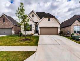 Building Photo - 114 Chinaberry Bnd