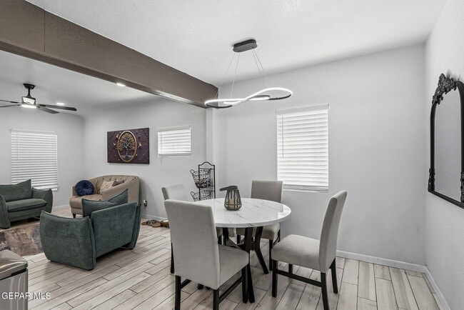 Building Photo - 7740 Phoenix Ave