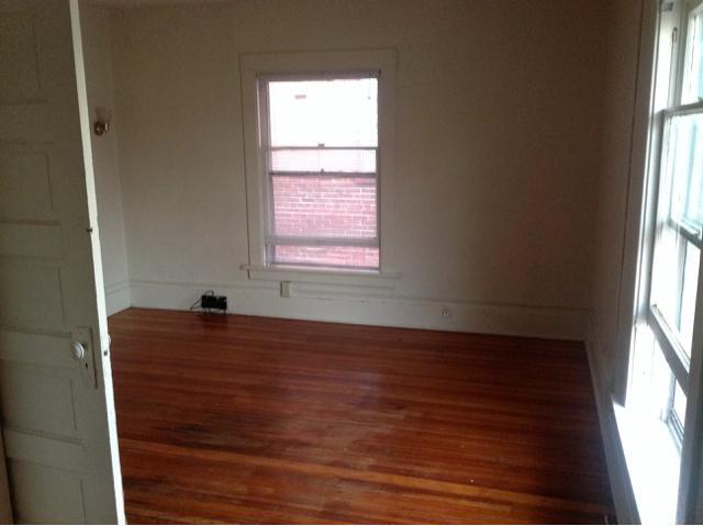 Building Photo - 1409 E St