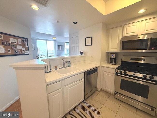 Building Photo - 3830 9th St N