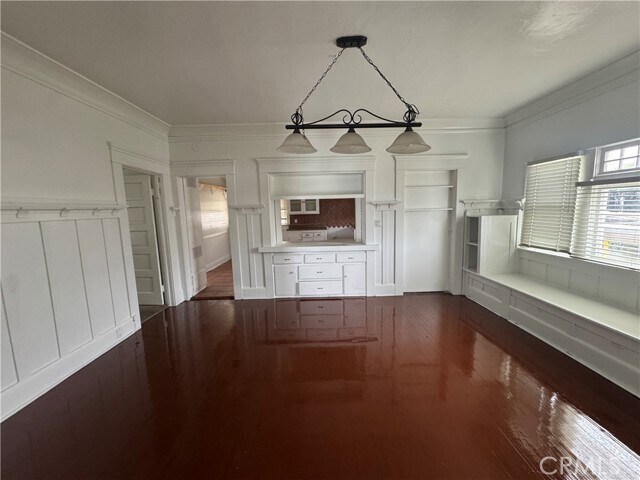 Building Photo - 733 S San Jacinto St