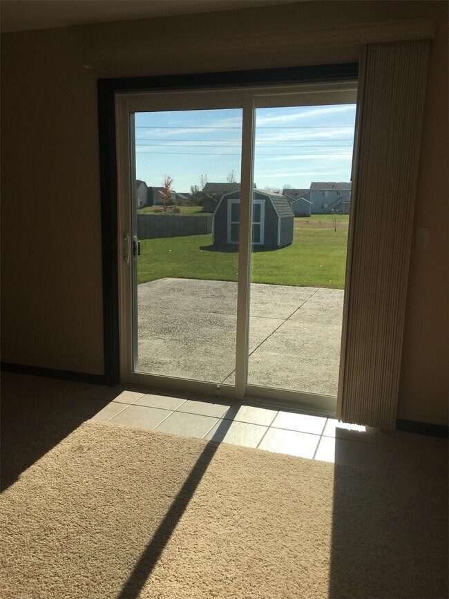 Building Photo - 5726 Egret Ave