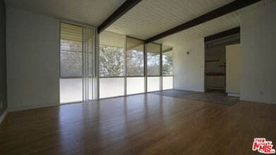 Building Photo - 11133 Rose Ave