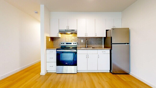 Building Photo - 3220 Geary Blvd