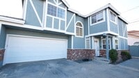 Building Photo - 2219 Gates Ave