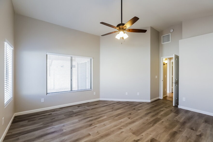 Building Photo - 11328 E Caballero St