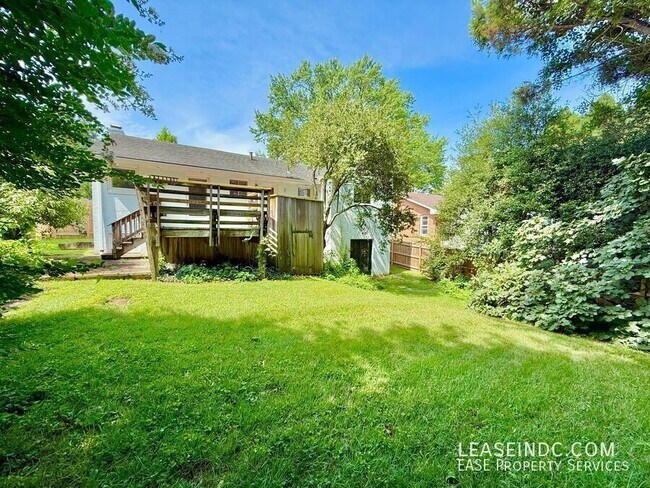 Building Photo - 4439 Springdale St NW