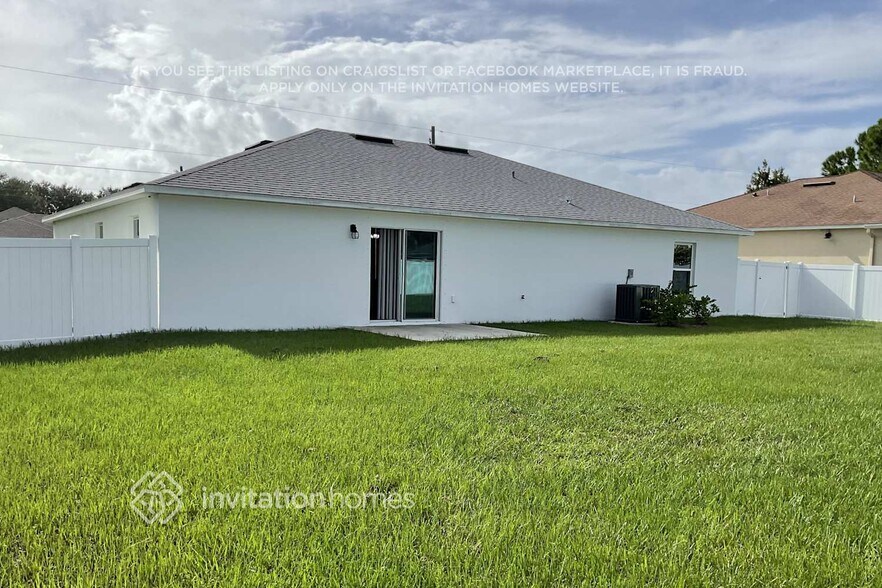 Building Photo - 21 Primrose Ln