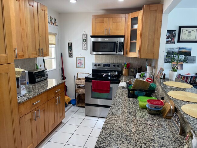 Building Photo - 7777 SW 86th St
