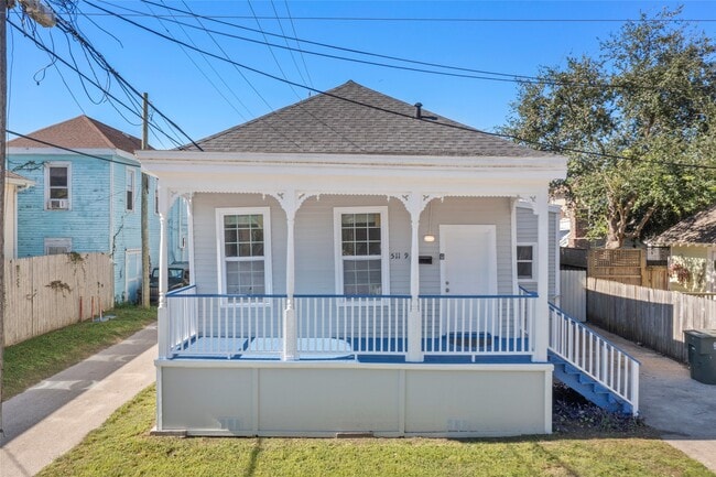 Building Photo - 511 9th St