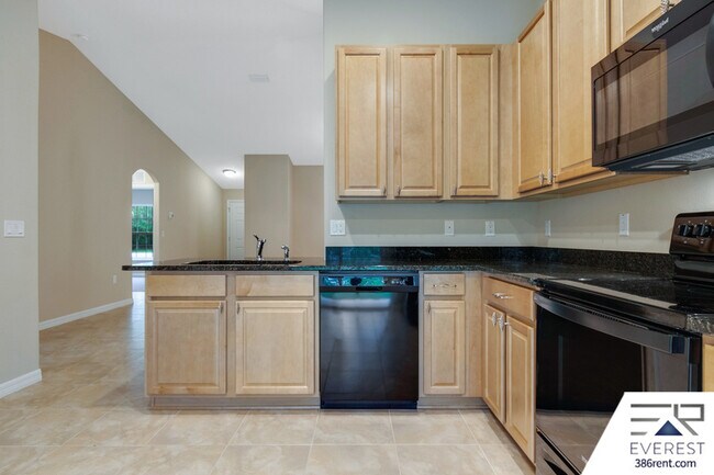 Building Photo - 14 Slatington Pl