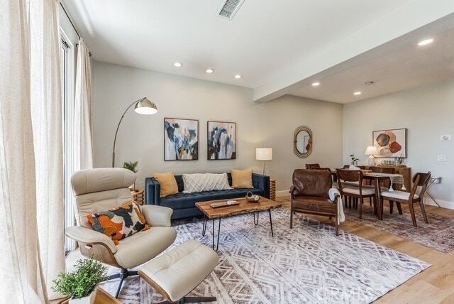 Building Photo - 30902 Clubhouse Drive Unit 22E