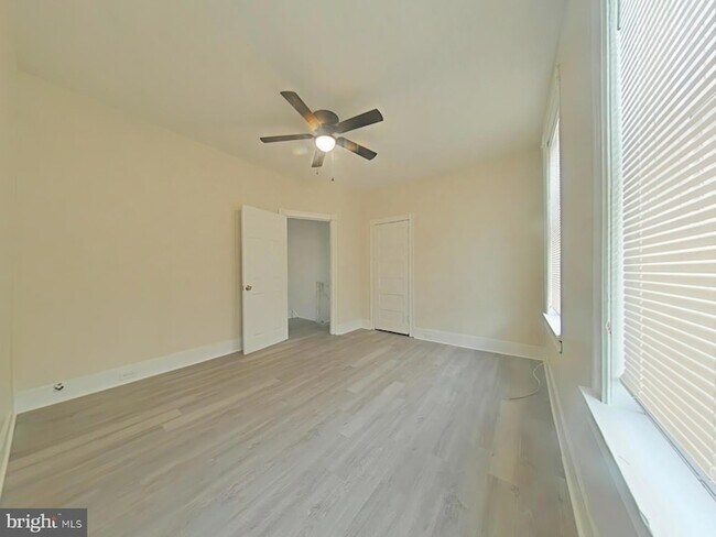 Building Photo - 5723 Spruce St