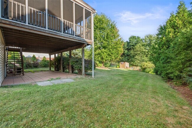 Building Photo - 602 Cassandra Dr