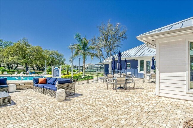 Building Photo - 13256 Great Plns Dr