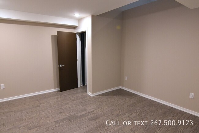Building Photo - 958 Shackamaxon St