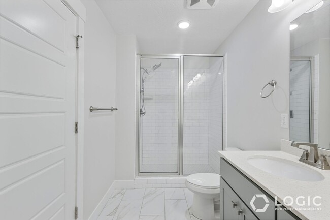 Building Photo - Beautiful Home, 1/2 off 1st Month Rent!