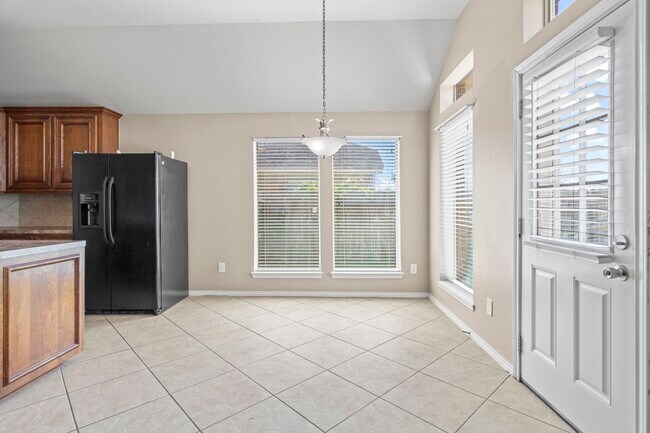 Building Photo - 7242 Rambling Tree Ln