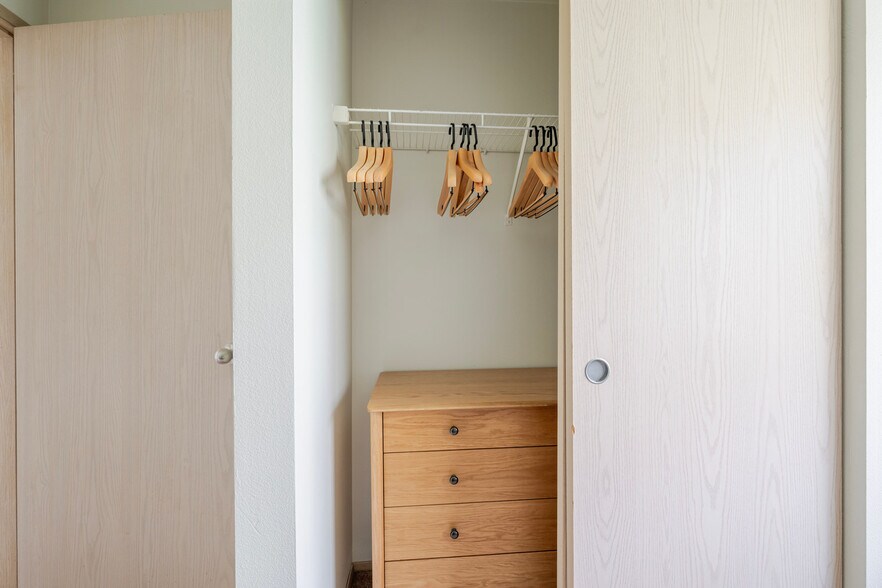 Building Photo - 4740 21st Ave NE