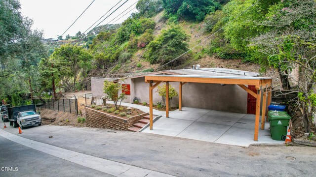 Building Photo - 1450 Benedict Canyon Drive