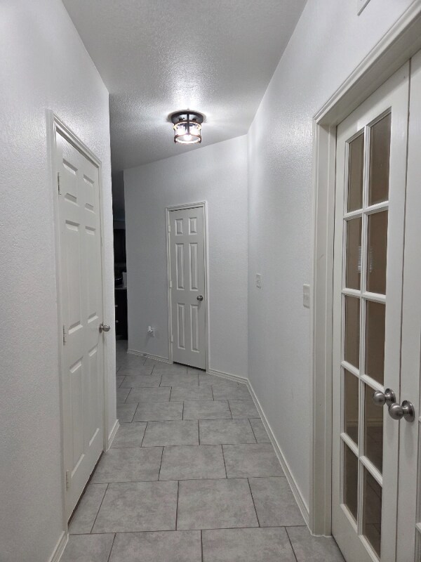 Building Photo - 14223 Laurel Br