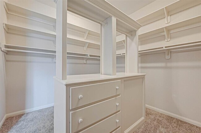 Building Photo - 11434 Elizabeth Brook Dr