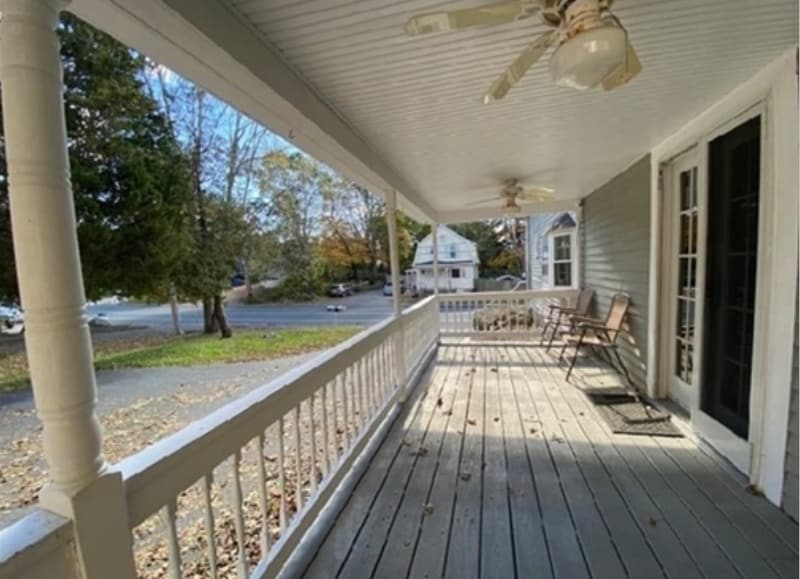 Building Photo - 74 Oak St