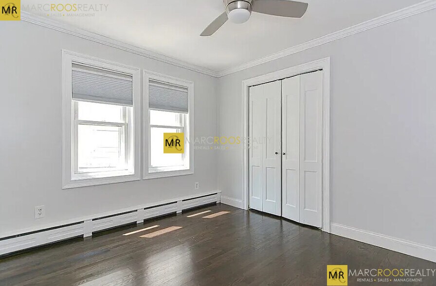 Building Photo - 237 Trenton St