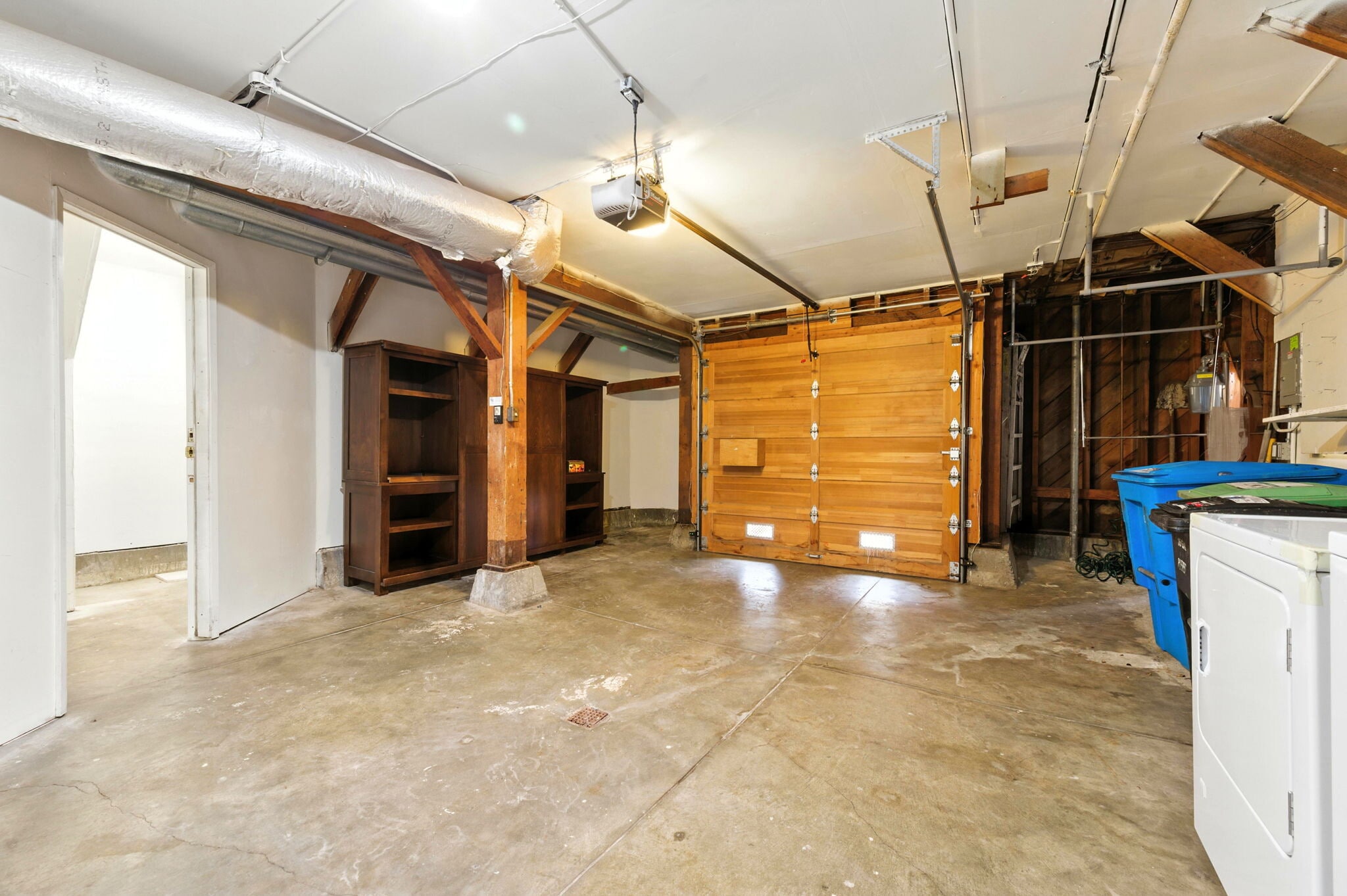 Building Photo - 2145 32nd Ave
