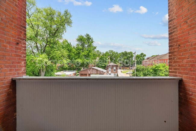 Building Photo - 2720 S Jefferson Ave