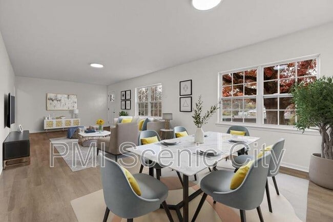 Building Photo - 3919 Weldon Dr