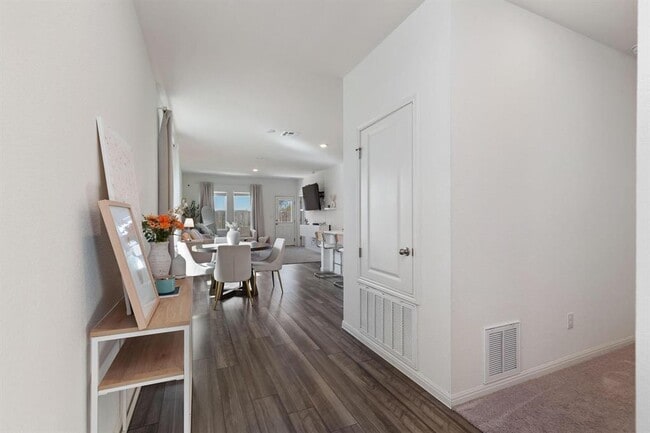 Building Photo - 509 Redfish Ln