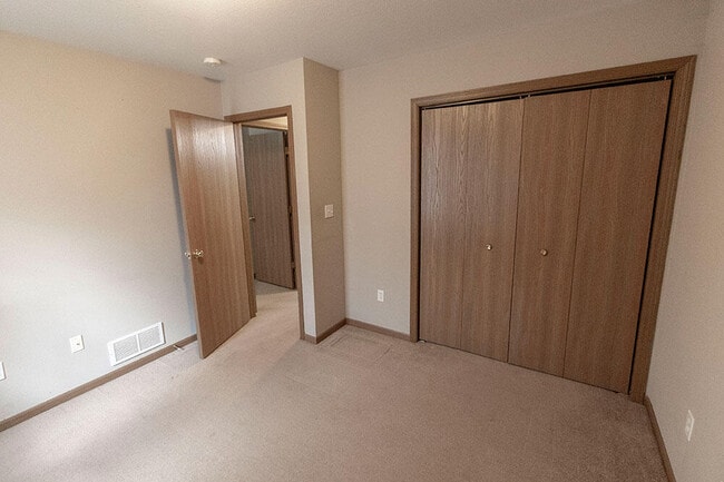 Building Photo - 1606 Typhoon Dr