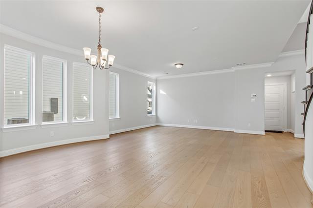 Building Photo - 805 Veranda View