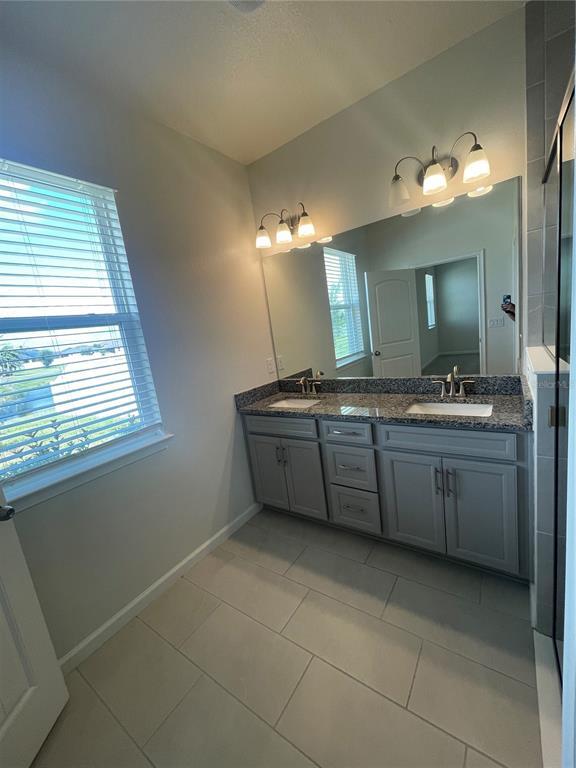 Building Photo - 12942 Satin Lily Dr