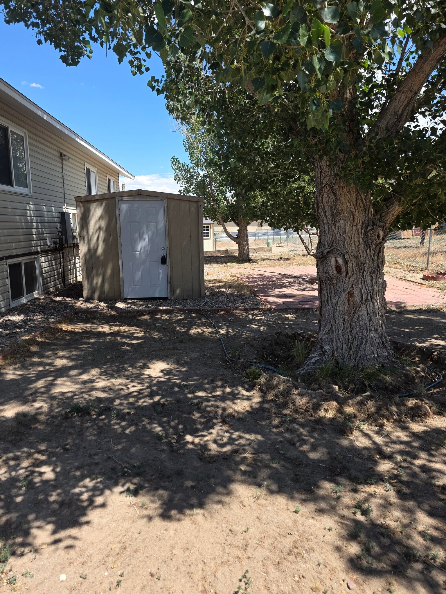 Building Photo - 380 Shoshone Ave